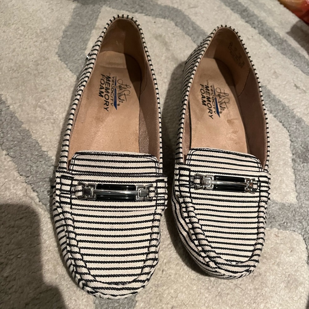 LifeStride Memory Foam Black & White Loafers US 8M
